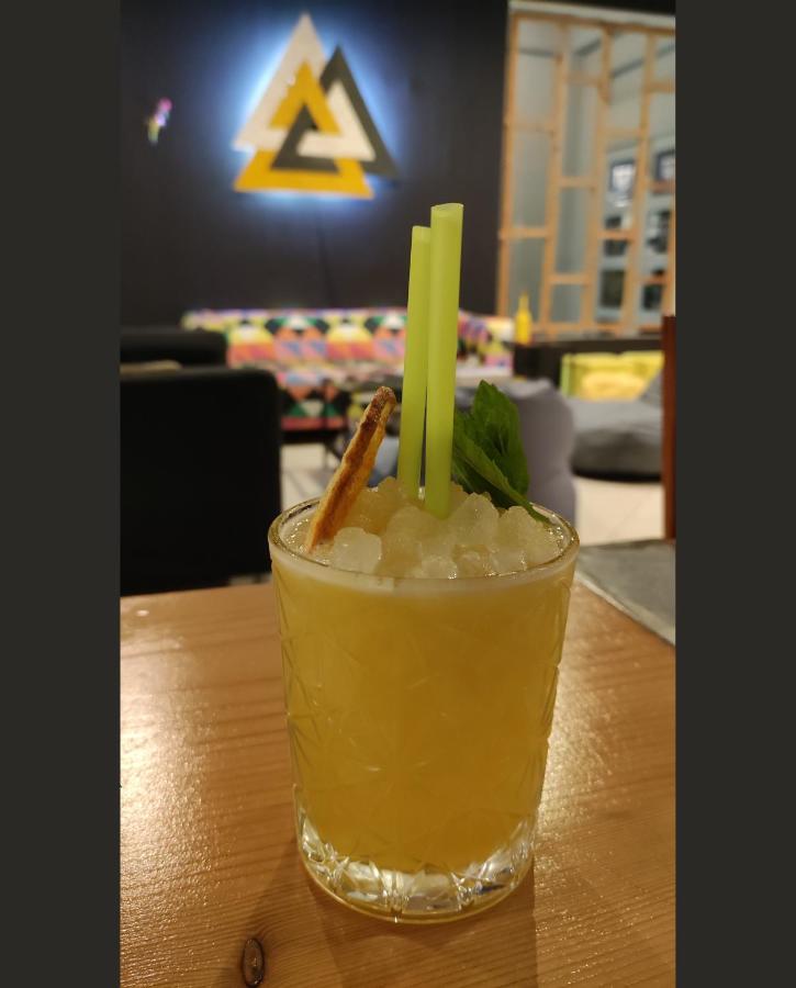 Leonidaion Guesthouse أولمبيا المظهر الخارجي الصورة A pineapple juice