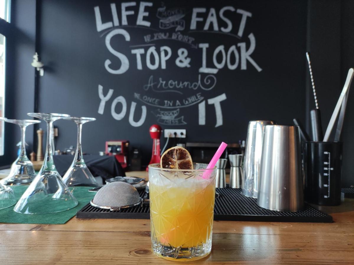 Leonidaion Guesthouse أولمبيا المظهر الخارجي الصورة A cocktail