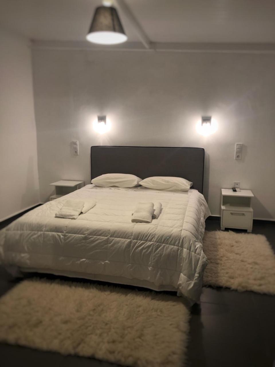 Leonidaion Guesthouse أولمبيا المظهر الخارجي الصورة A bedroom at the hotel